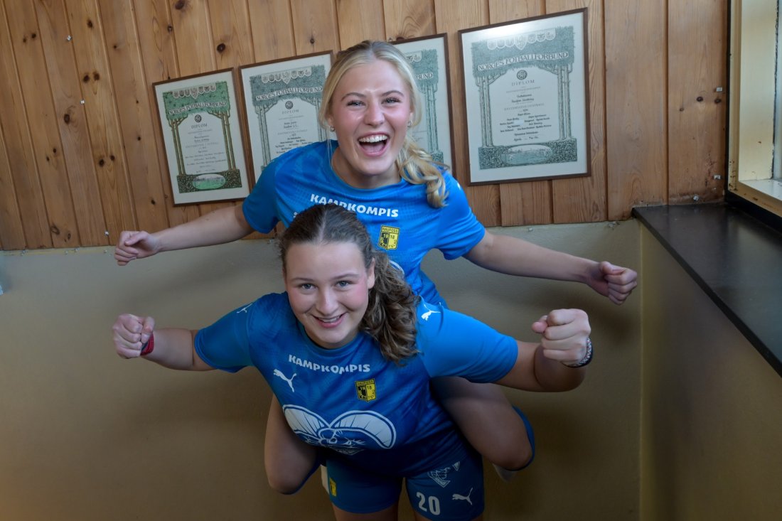 Madikken og Pamina i blått!